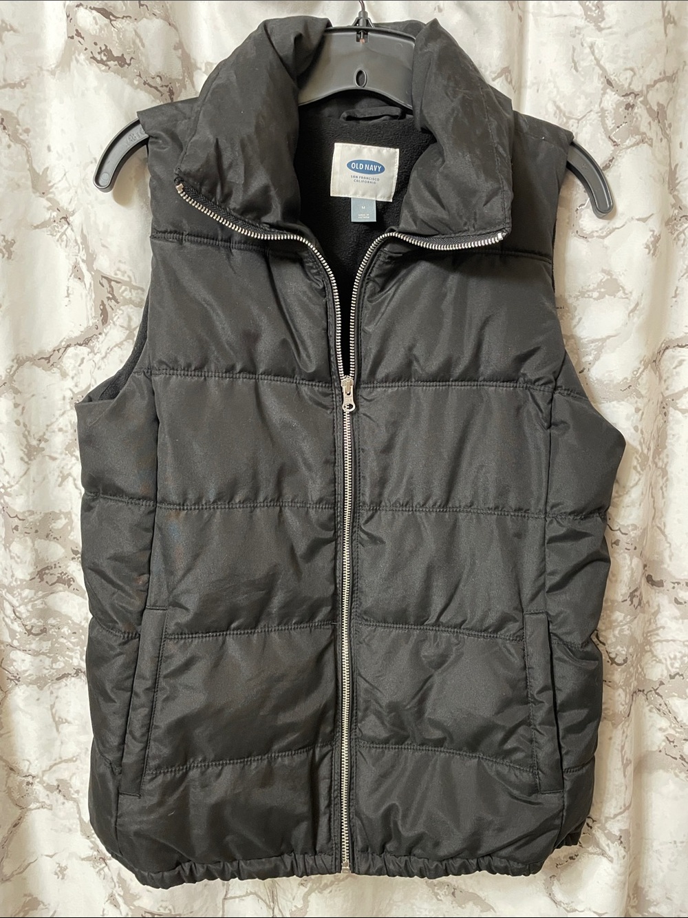 Old Navy Women’s Black Quilted Puffer Vest with Stand Collar